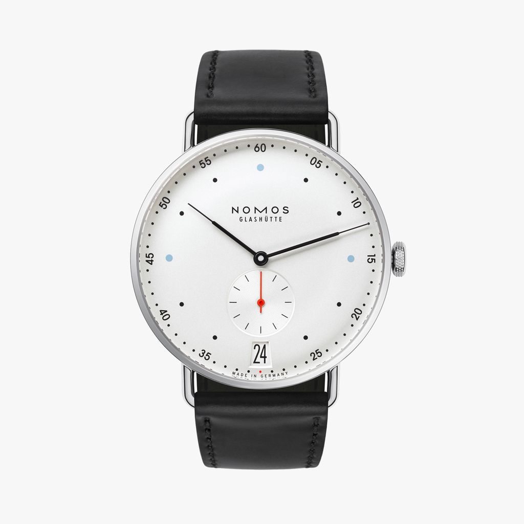 Nomos Metro 38 Date